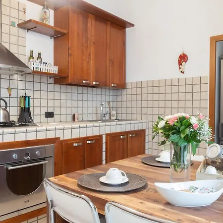 Neapolitan Style Apartrment Neapel